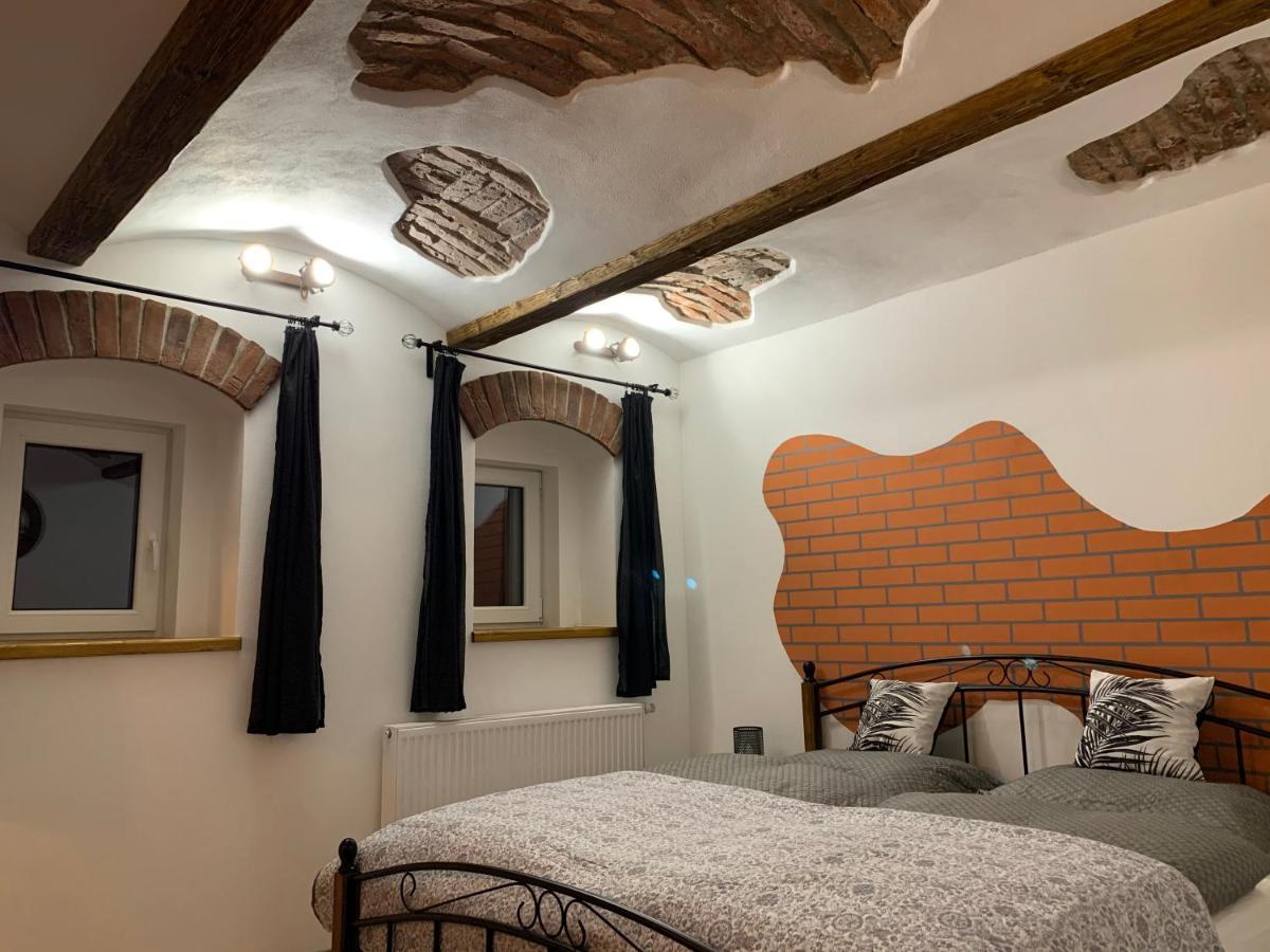 Apartmany Pod Kloboukem Jáchymov Kültér fotó